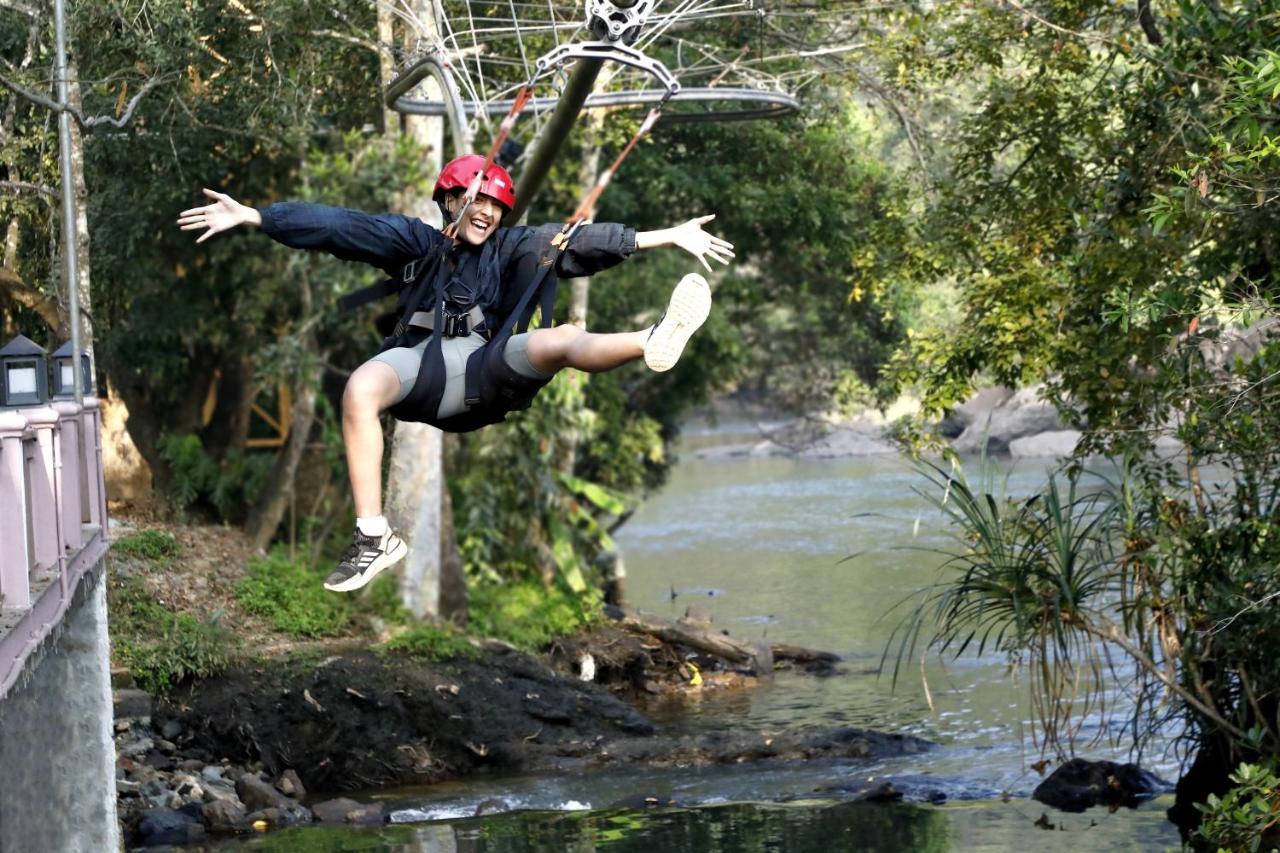 Whistling Woodzs Resort Dandeli Exterior foto