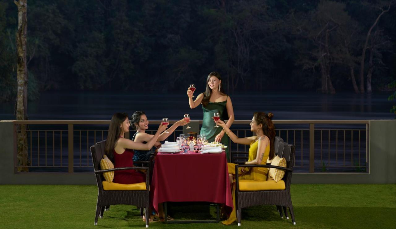 Whistling Woodzs Resort Dandeli Exterior foto